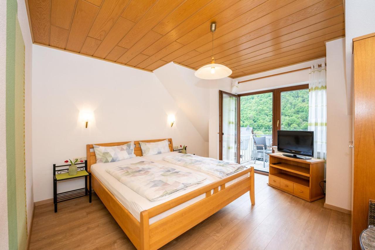 Ferien Weingut Pauly Hotel Mesenich Bagian luar foto