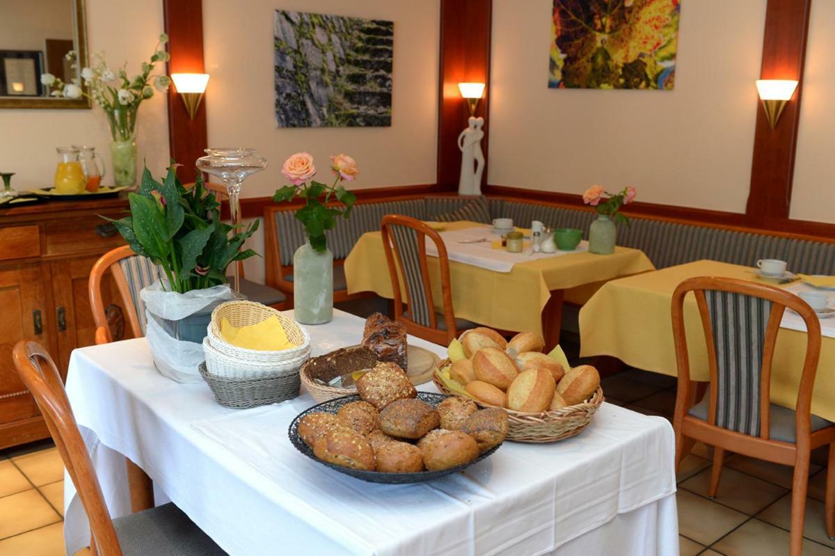 Ferien Weingut Pauly Hotel Mesenich Bagian luar foto
